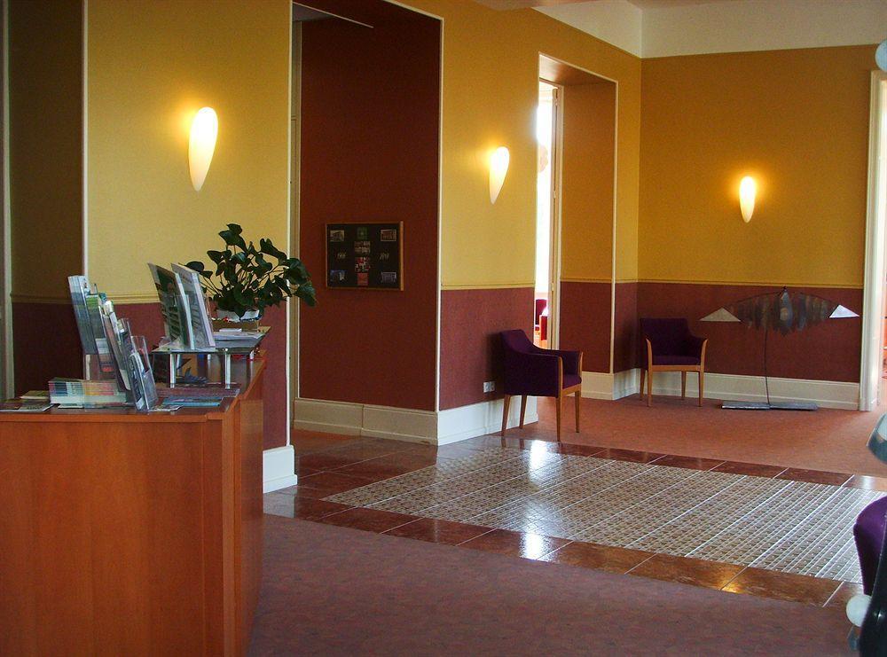 Hotels & Residences - Les Thermes ليوكسيل لو بينز المظهر الخارجي الصورة