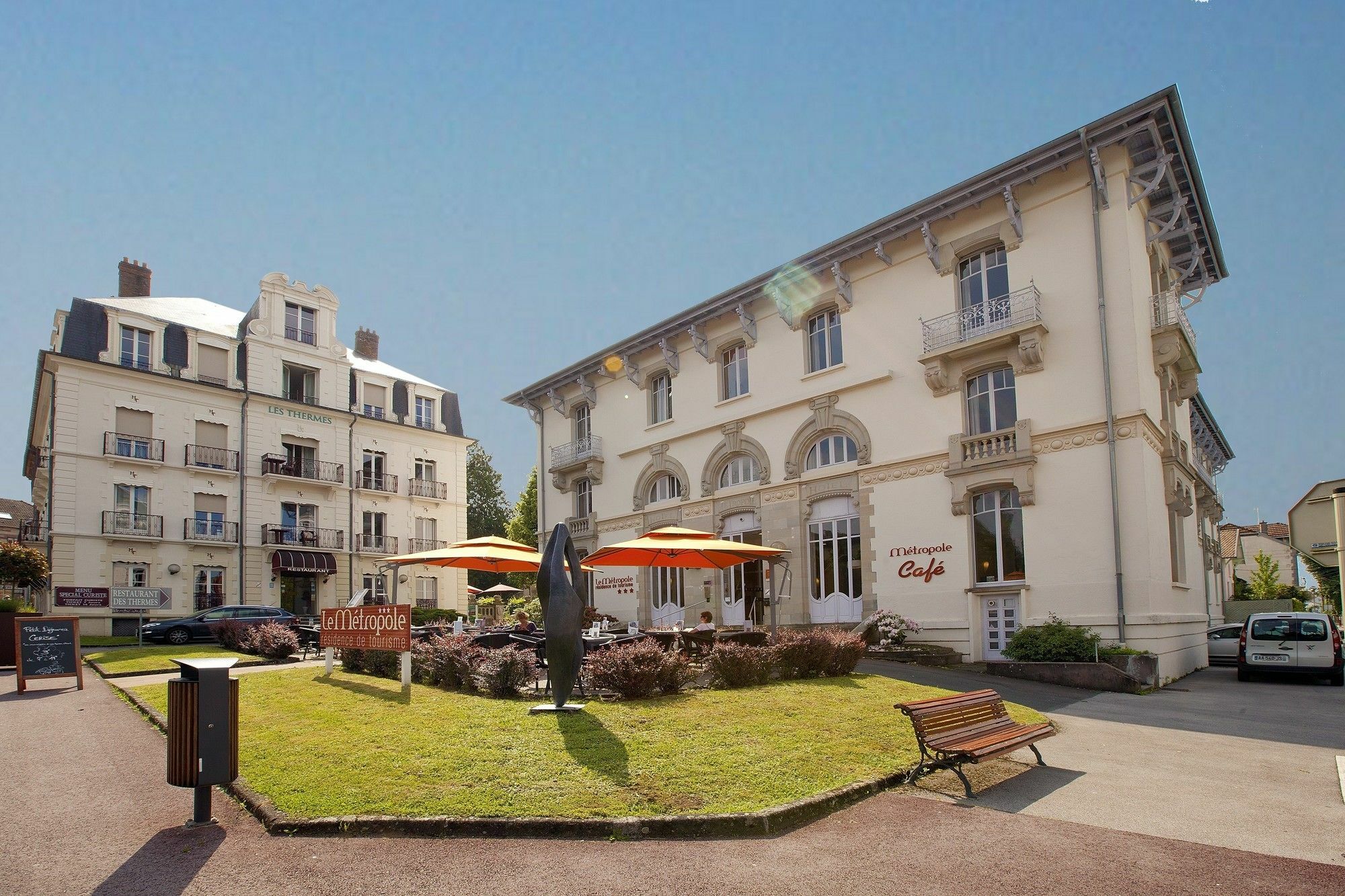 Hotels & Residences - Les Thermes ليوكسيل لو بينز المظهر الخارجي الصورة